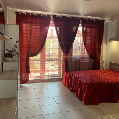 Apartment маяк